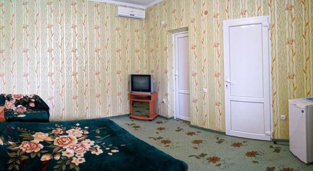 Гостиница Гостевой Дом Якорь Судак-7